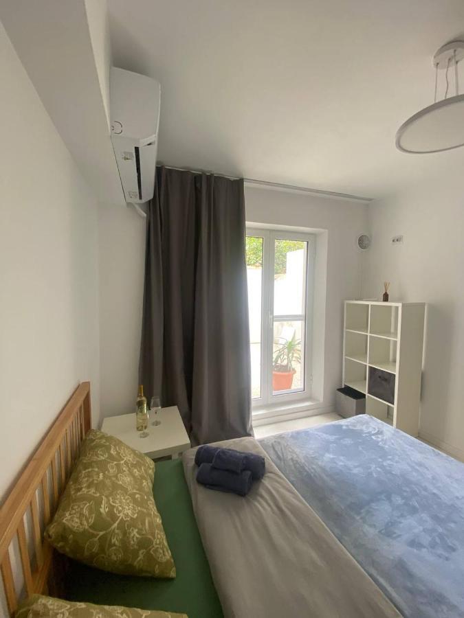 Apartamento Okeanidon Atenas Exterior foto