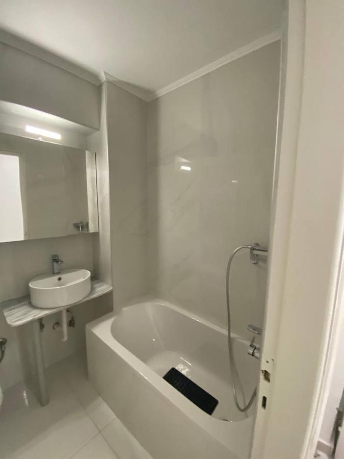 Apartamento Okeanidon Atenas Exterior foto